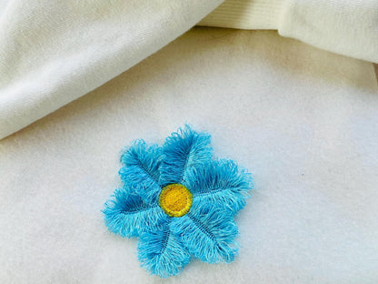 Single Fringed Daisy Flower