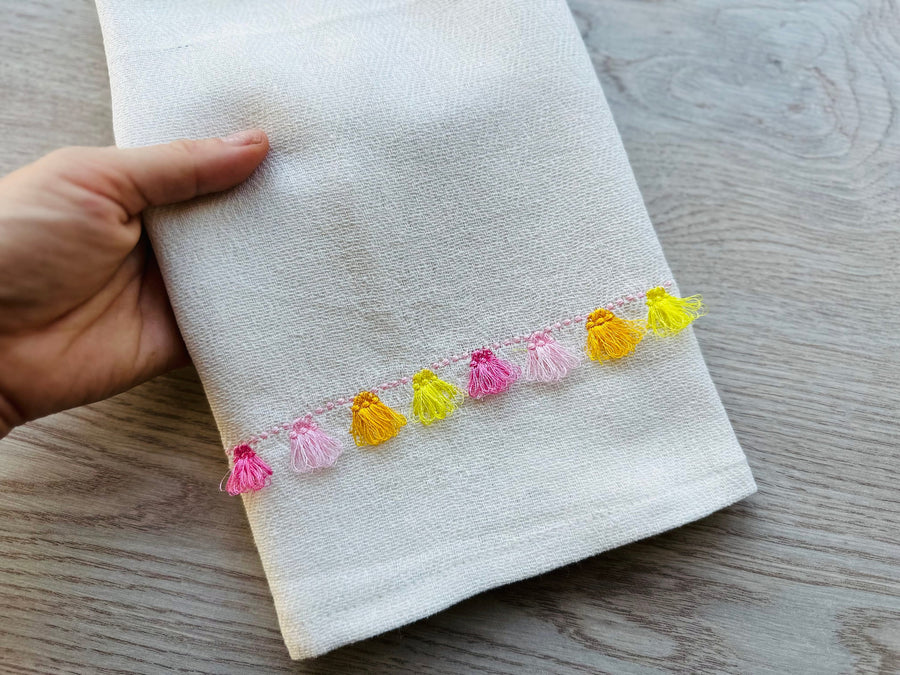 Fringed bottom border fringe tassel Machine Embroidery Designs towel