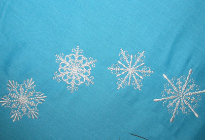 Swirl mini snowflakes set machine embroidery designsDOWNLOAD –