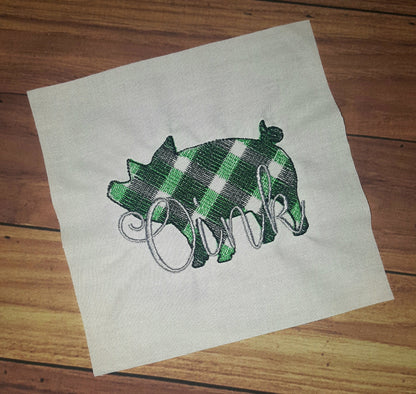 Gingham Plaid Patterned Piggie Pig