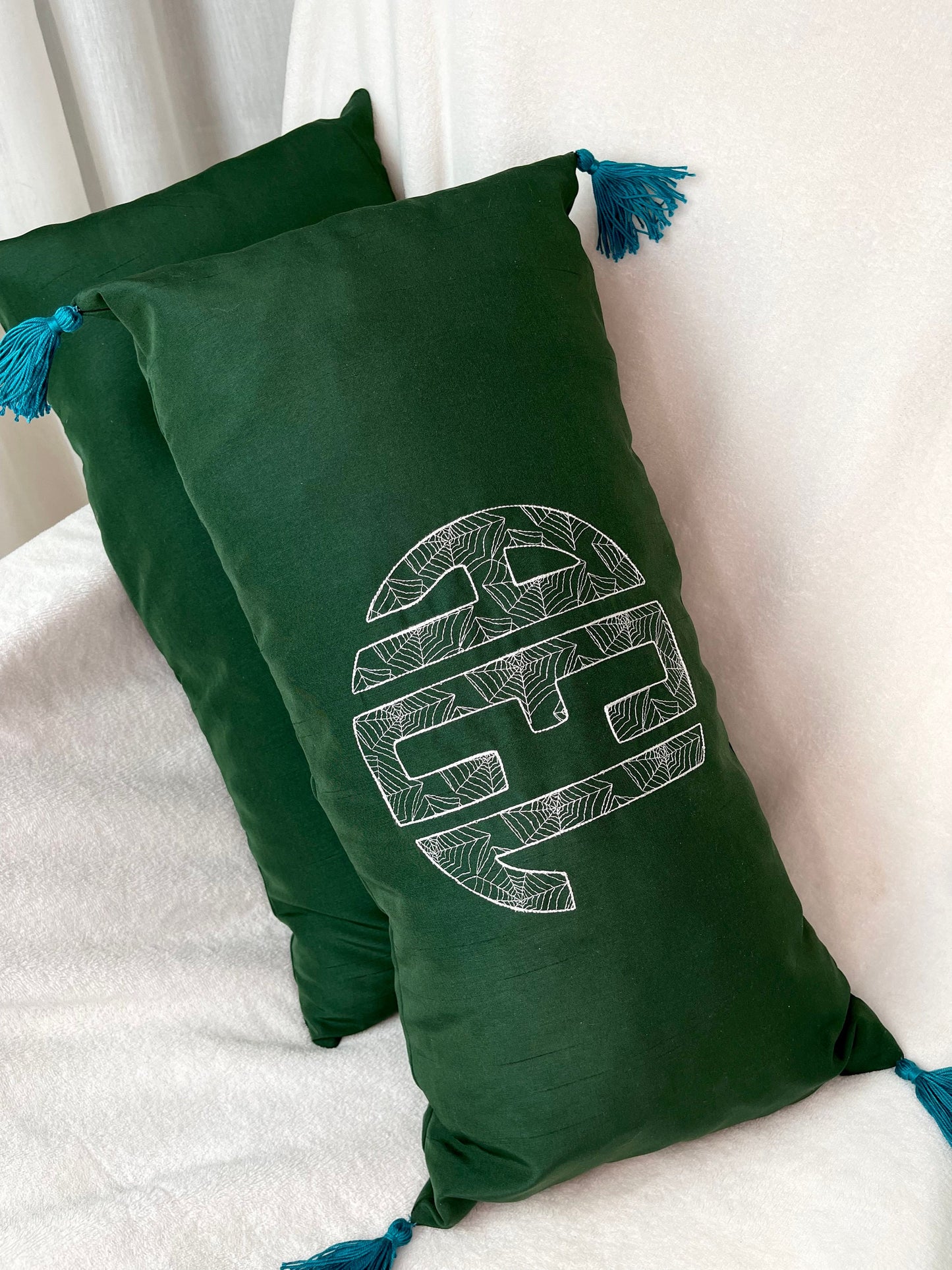 Magic Spiderweb Circle Monogram