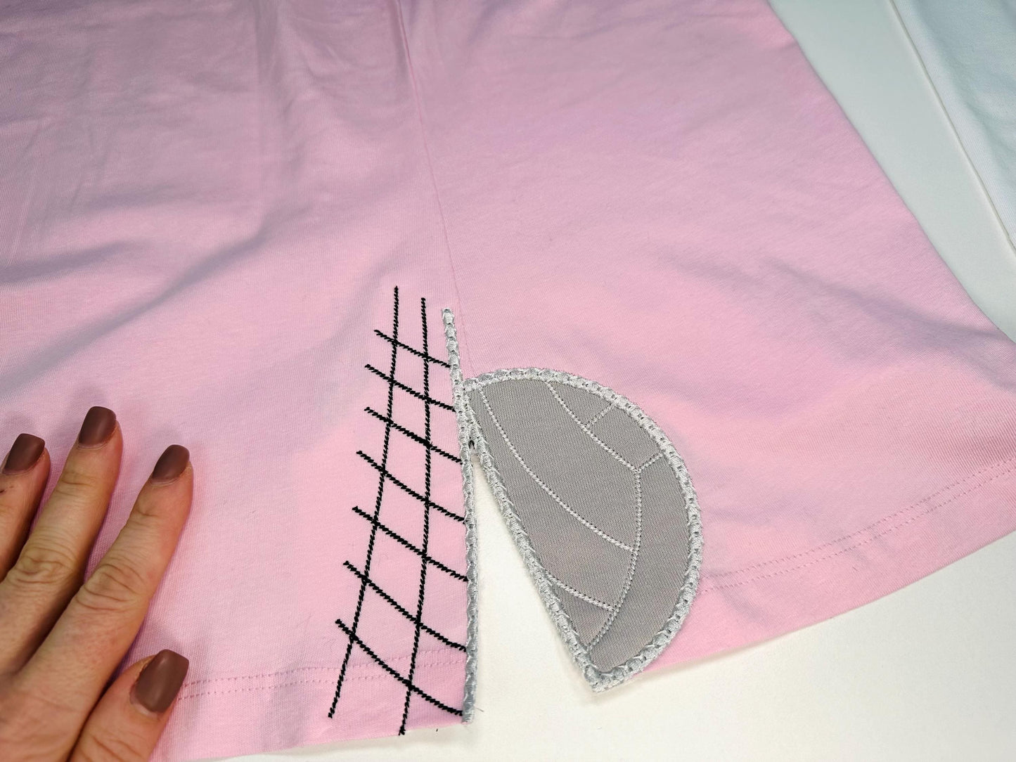 Sports Volleyball split seam side bow Applique machine embroidery