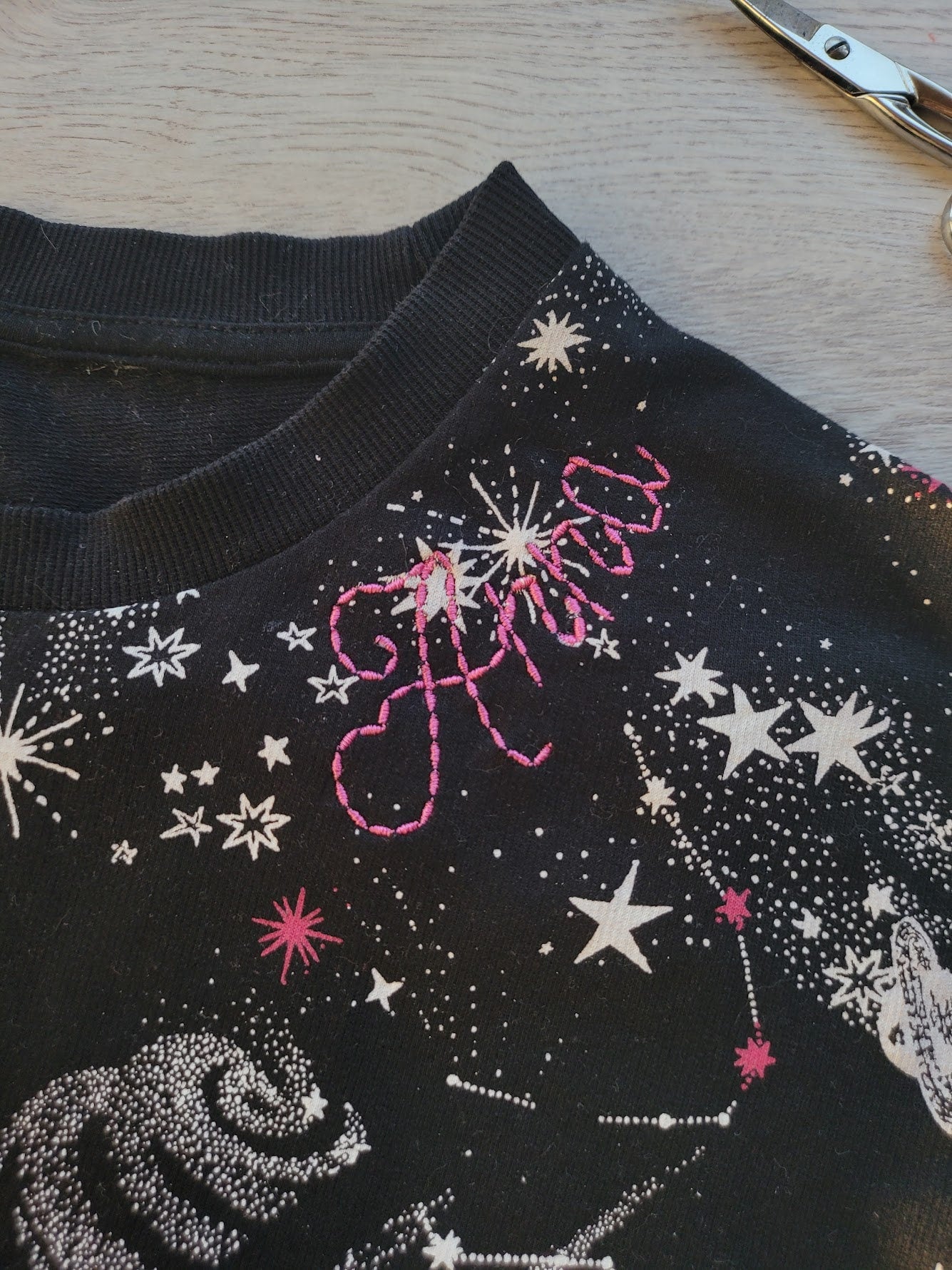 Hand Stitch Effect Hanwritten Font