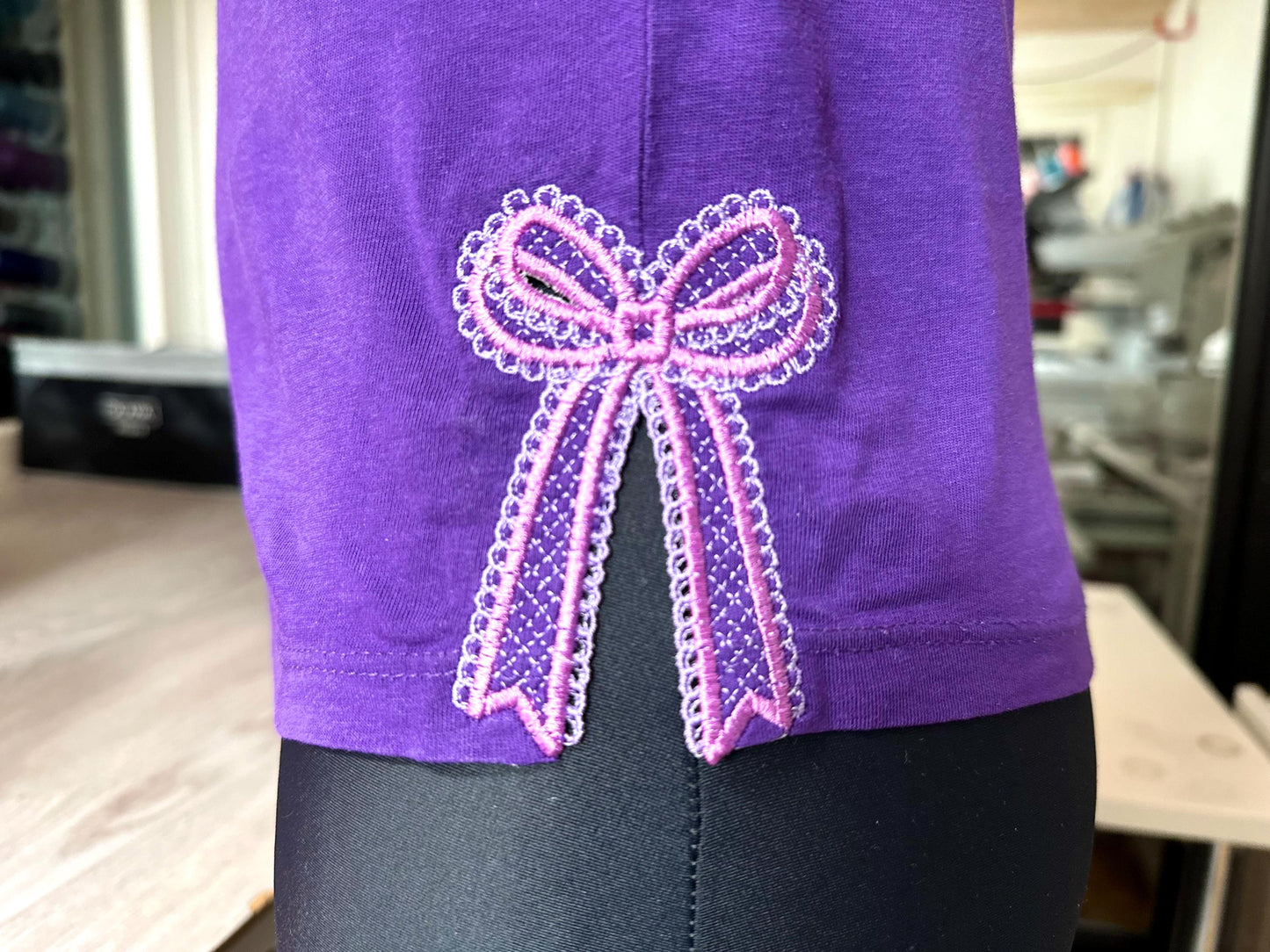 Mini Lace Bow Applique
