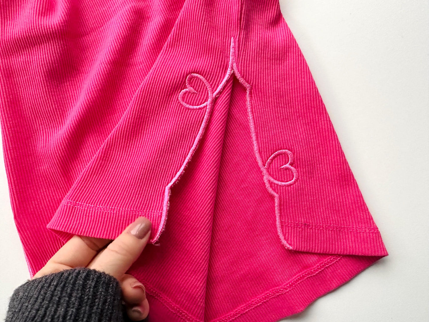 Two small Hearts split side seam cutout Side Bow machine embroidery