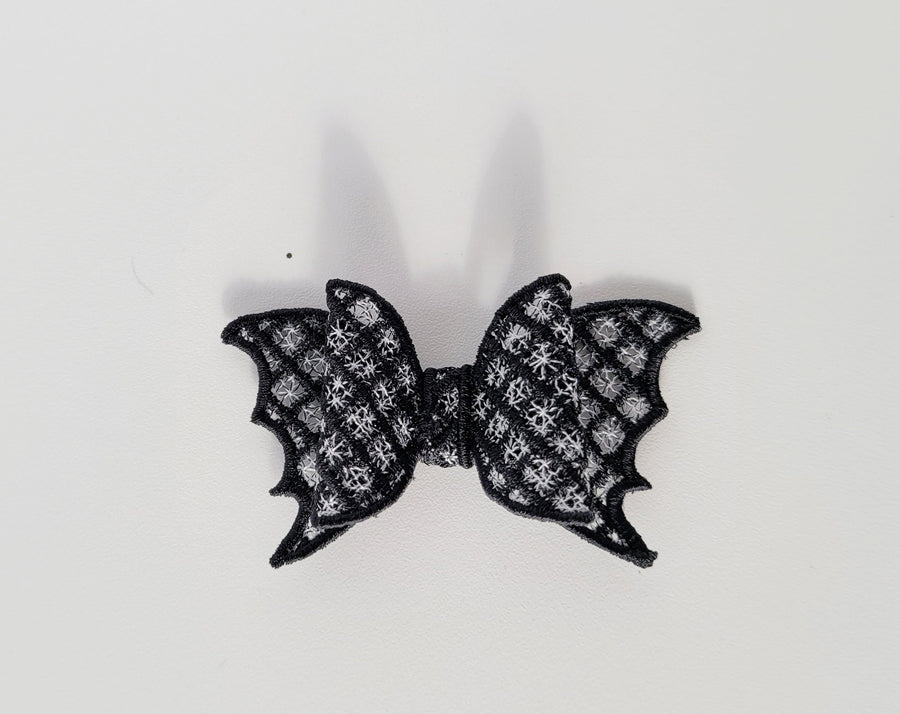 Little Princess Lace Bow Tie FSL