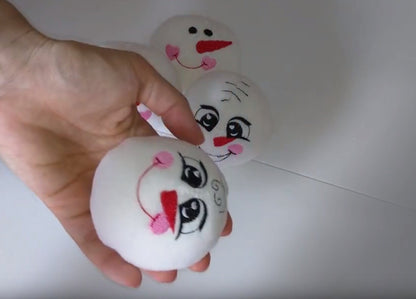 Snowball for Playing Snow Fight ITH