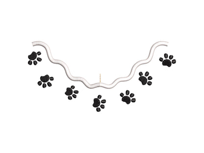 Scalloped Neckline Cutout With Paw
