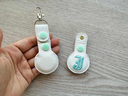 Old English Monogram Airtag Cover