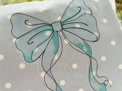 Trendy Lace Bow Light Stitch
