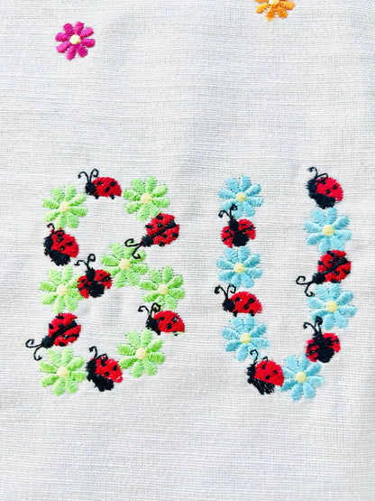 Ladybug and Daisy Country Floral Font