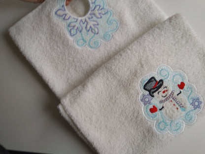 Terry Towel topper hanging snowman embossed embroidery IN THE HOOP