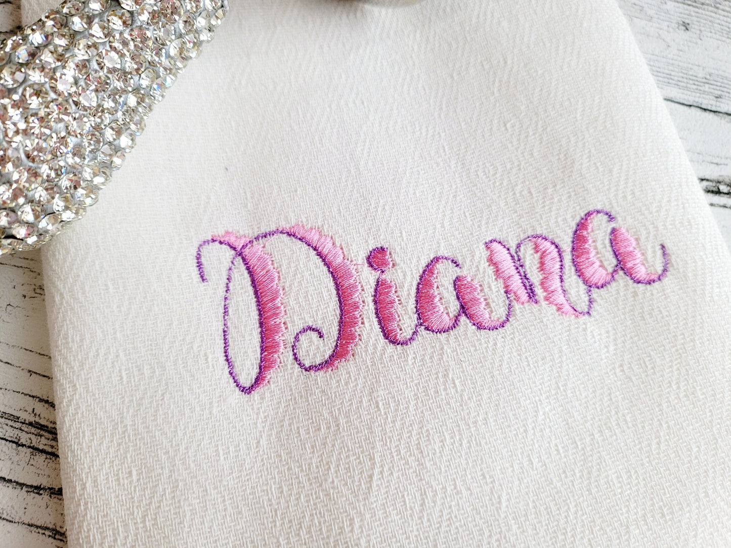 Scalloped Waves Font