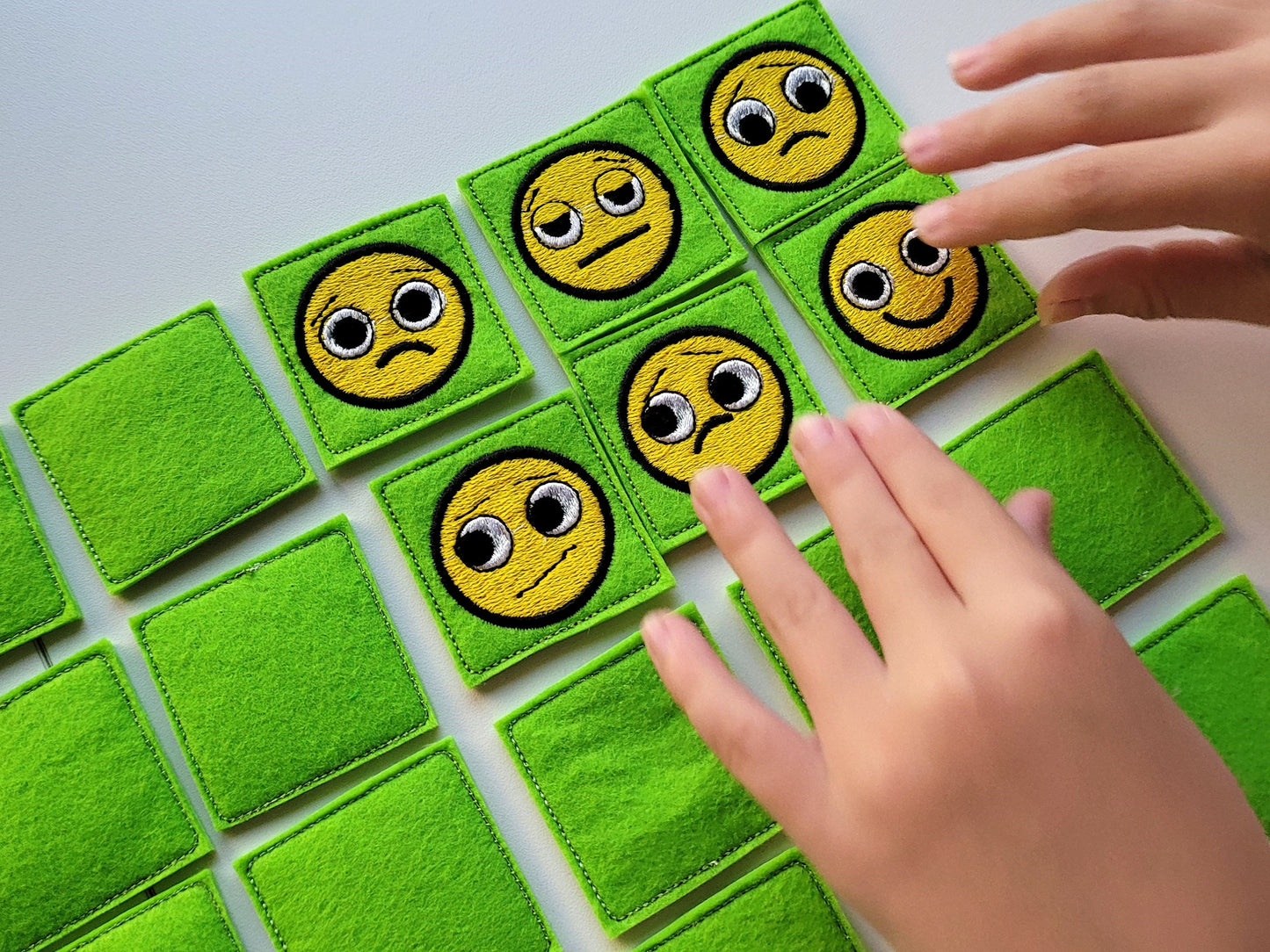 Memory Game Happy Faces ITH