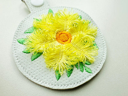 Fringed Flower Daisy Keychain