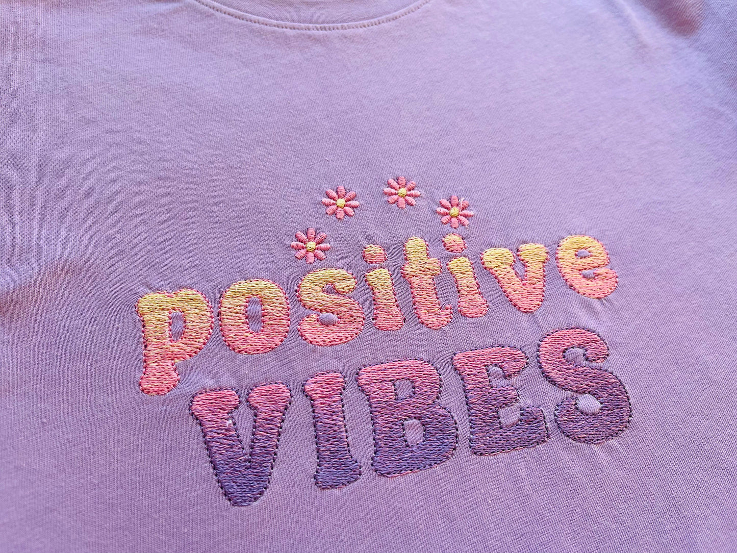 Awesome Iridescent Ombre Font