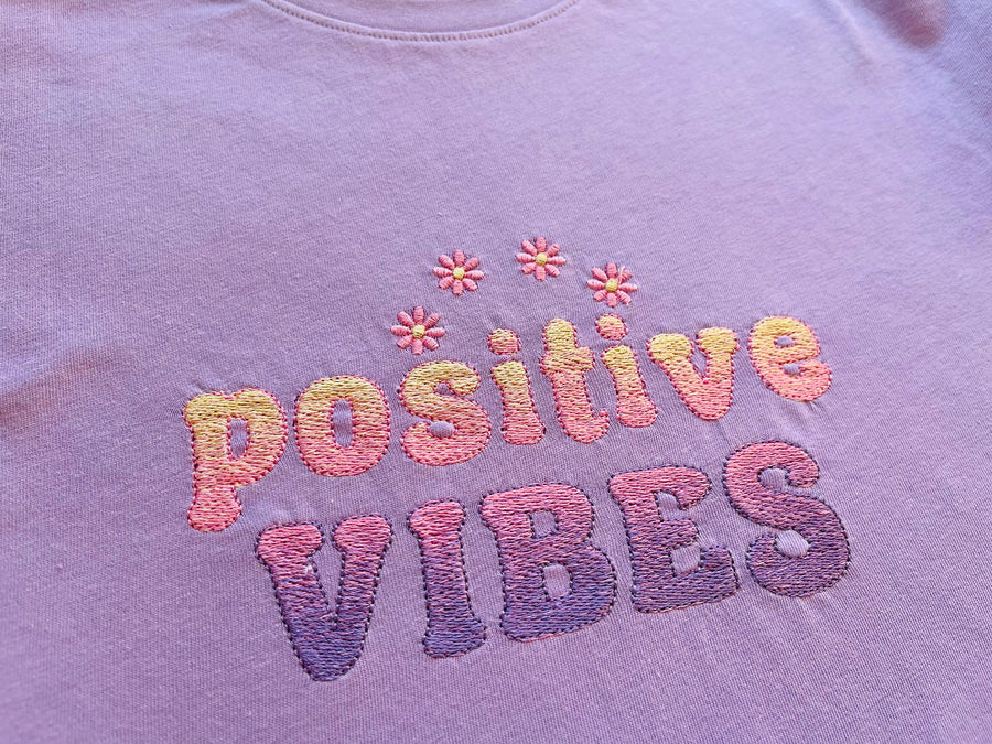 Awesome Iridescent Ombre Font