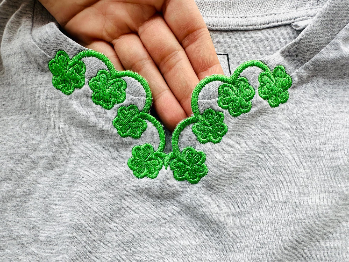 Shamrock Clover Neckline Cutout ITH