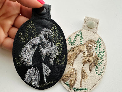 Bigfoot Yeti Sasquatch Keychain