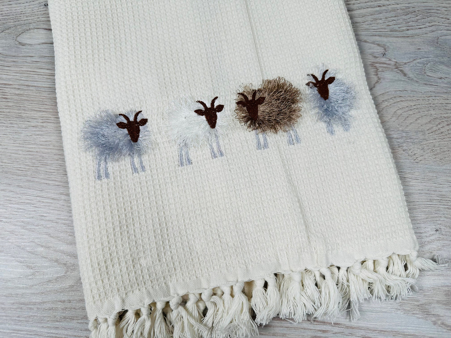 Mini Fringed Goat Set
