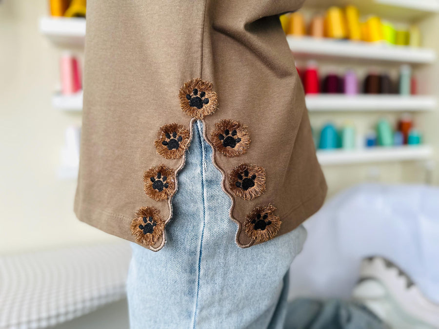 Small Fringed Paw Split Side Seam