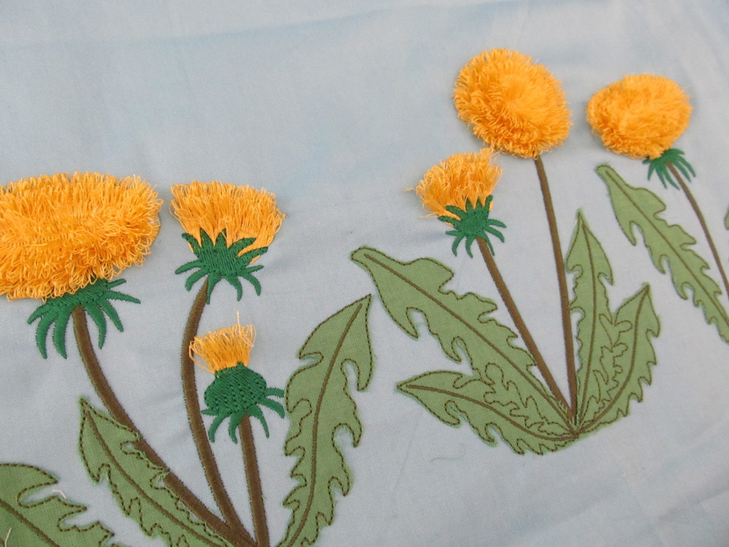 Fringed Dandelion Set of 5 Designs Machine