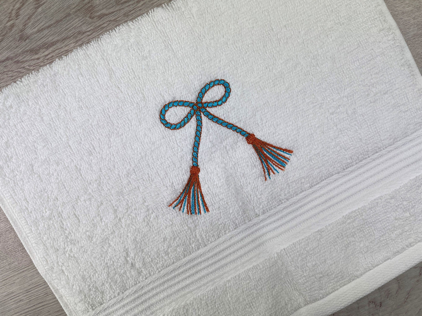 Single Tassel Set of 3