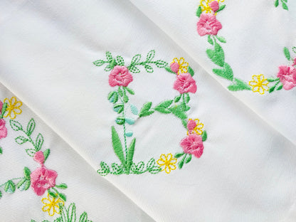 Light Stitch Summer Floral Font