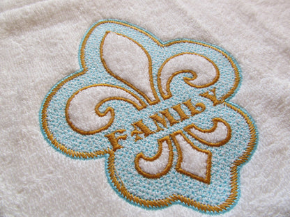 Embossed Fleur De Lis and Mini Font Set