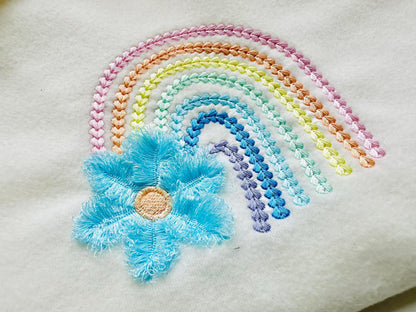 Extra bold chain Rainbow with Fluffy fringed Flower Daisy floral fringe