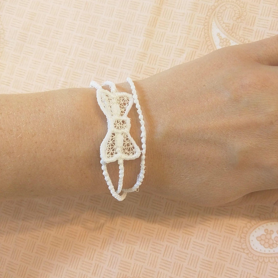Chain and Mini Bow Bracelet FSL