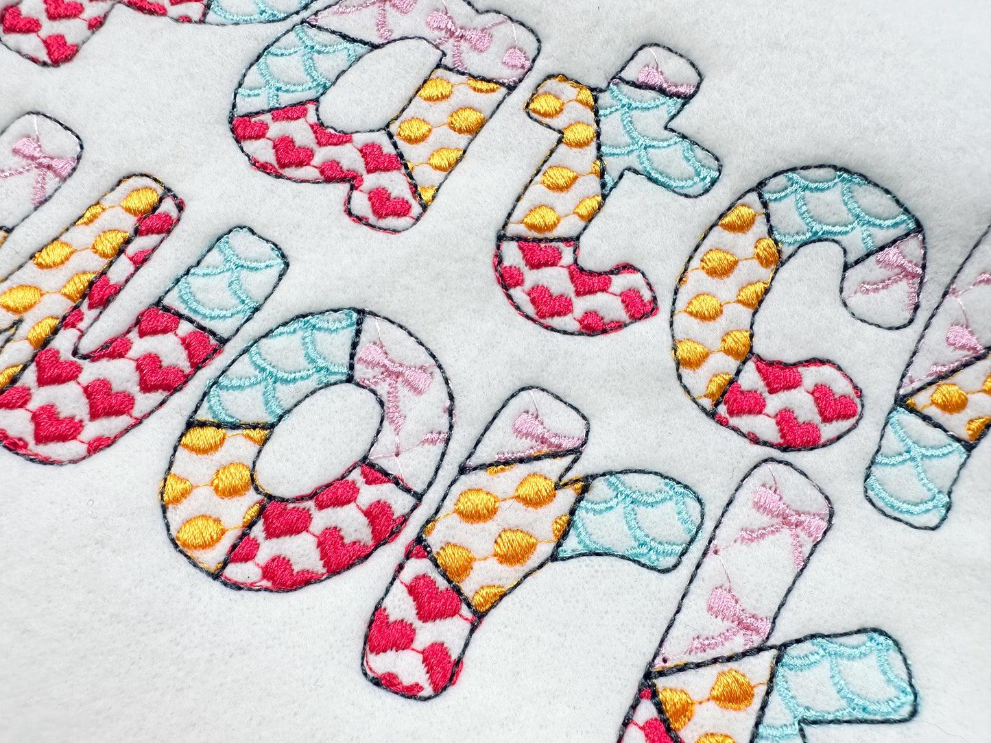 Patchwork Patterned Summer Font