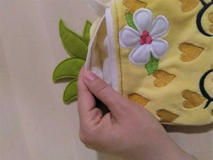 Pretty Pineapple Zipper Pouch Bag ITH