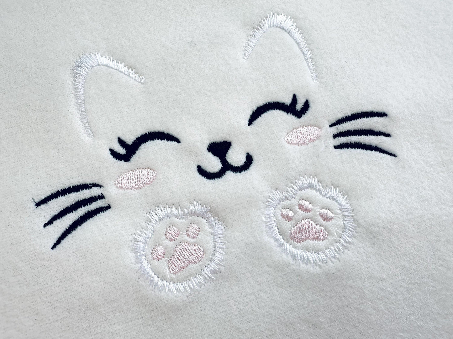 Adorable Kitty Face Fluffy Paws