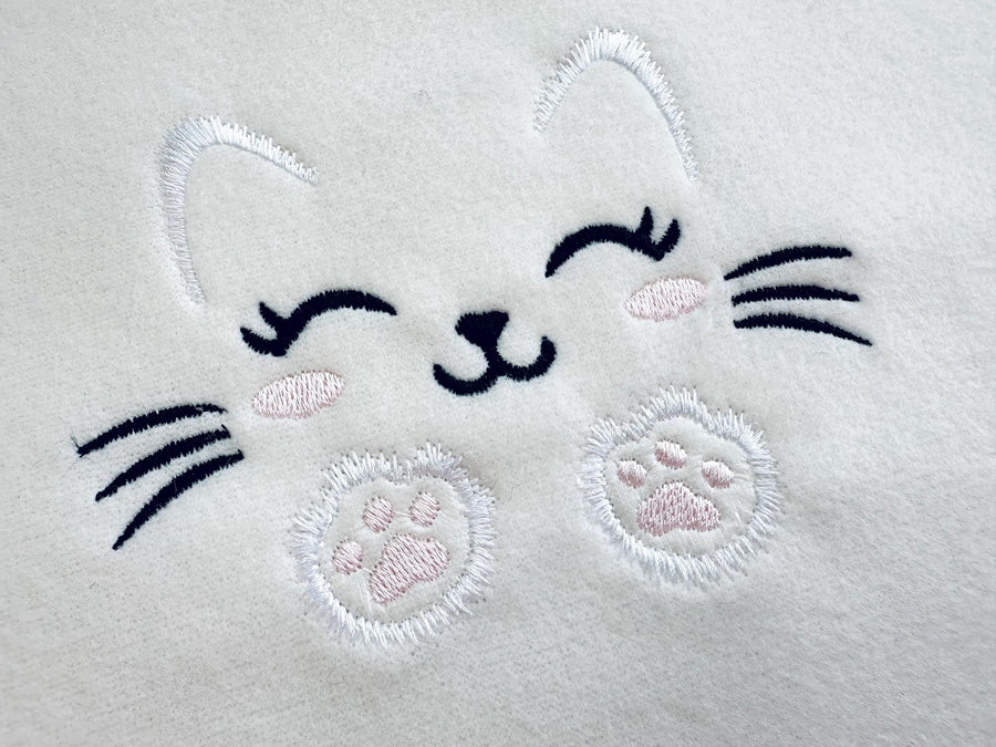 Adorable Kitty Face Fluffy Paws