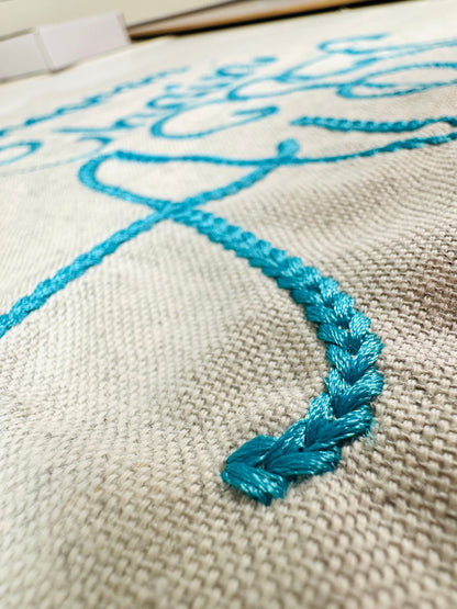 Bold Dense Chain Stitch Handwritten Font