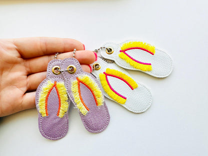 Fringed Summer Flip Flops Keychain