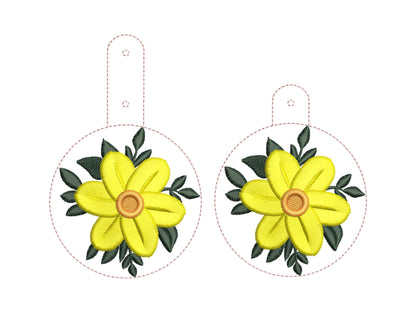 Fringed Flower Daisy Keychain