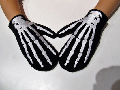 Mittens Skeleton Hands ITH