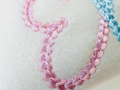 Extra Bold Chain Stitch Handwritten Font