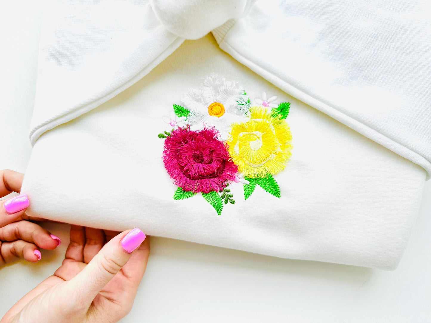 Three Fringed Flower Summer Garden Floral Bouquet fluffy fringe Rose