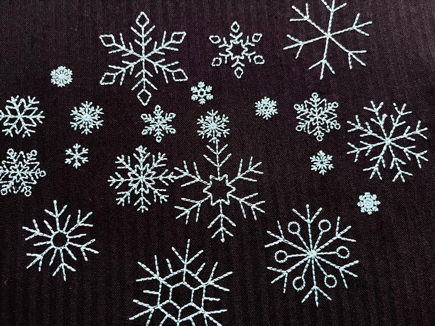 Micro Mini Single Snowflake Set of 16