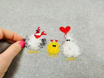 Valentine Fringed Chicken Family