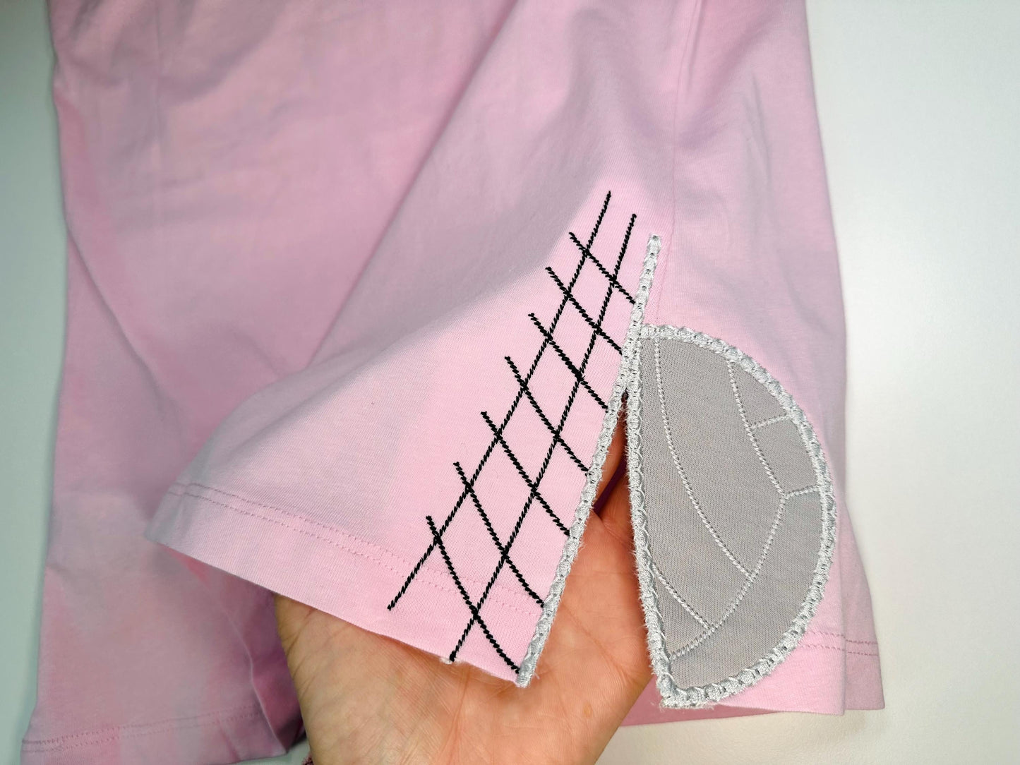 Sports Volleyball split seam side bow Applique machine embroidery