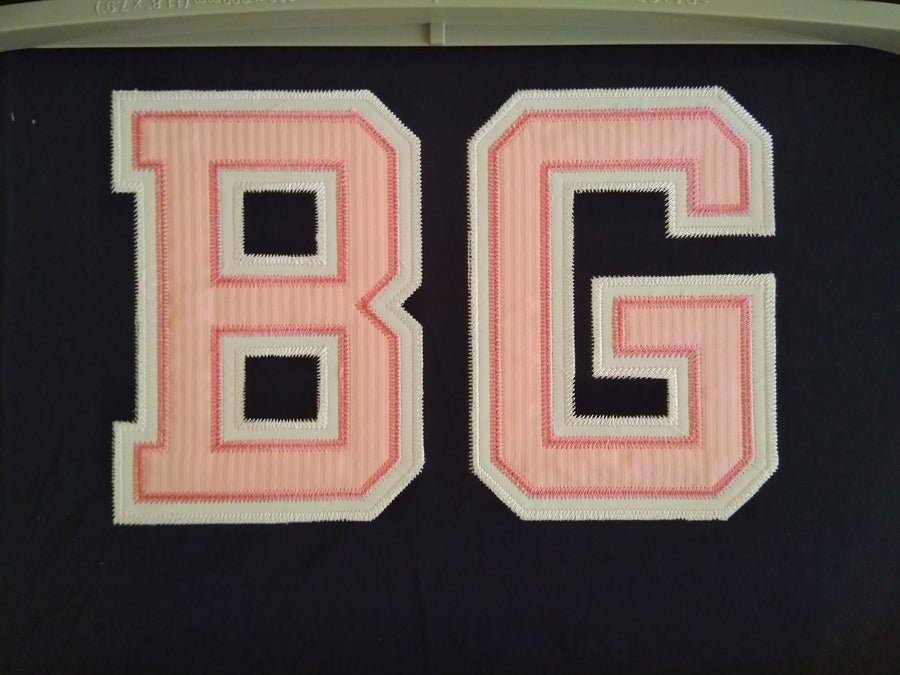 Large 2-Layers Applique Zig Zag Outline Font