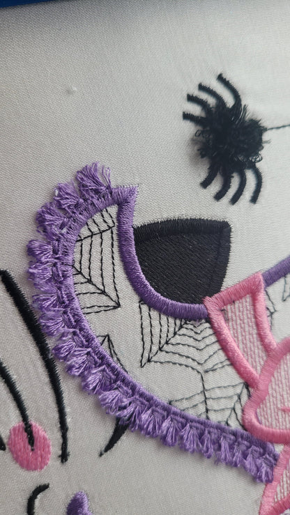 Pretty Eyes Witch Hat Halloween Kitty