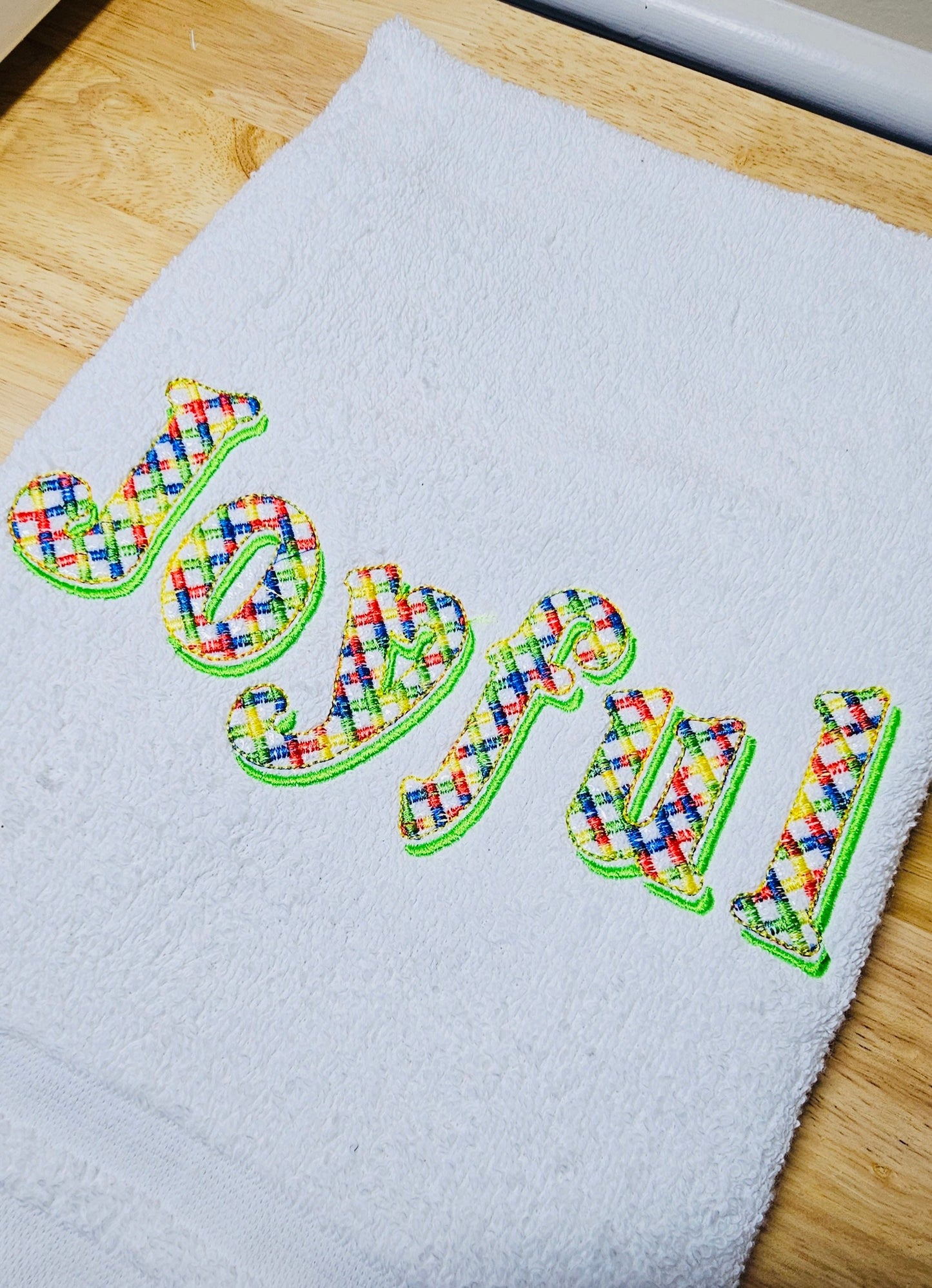 Gingham Christmas Shadow Font