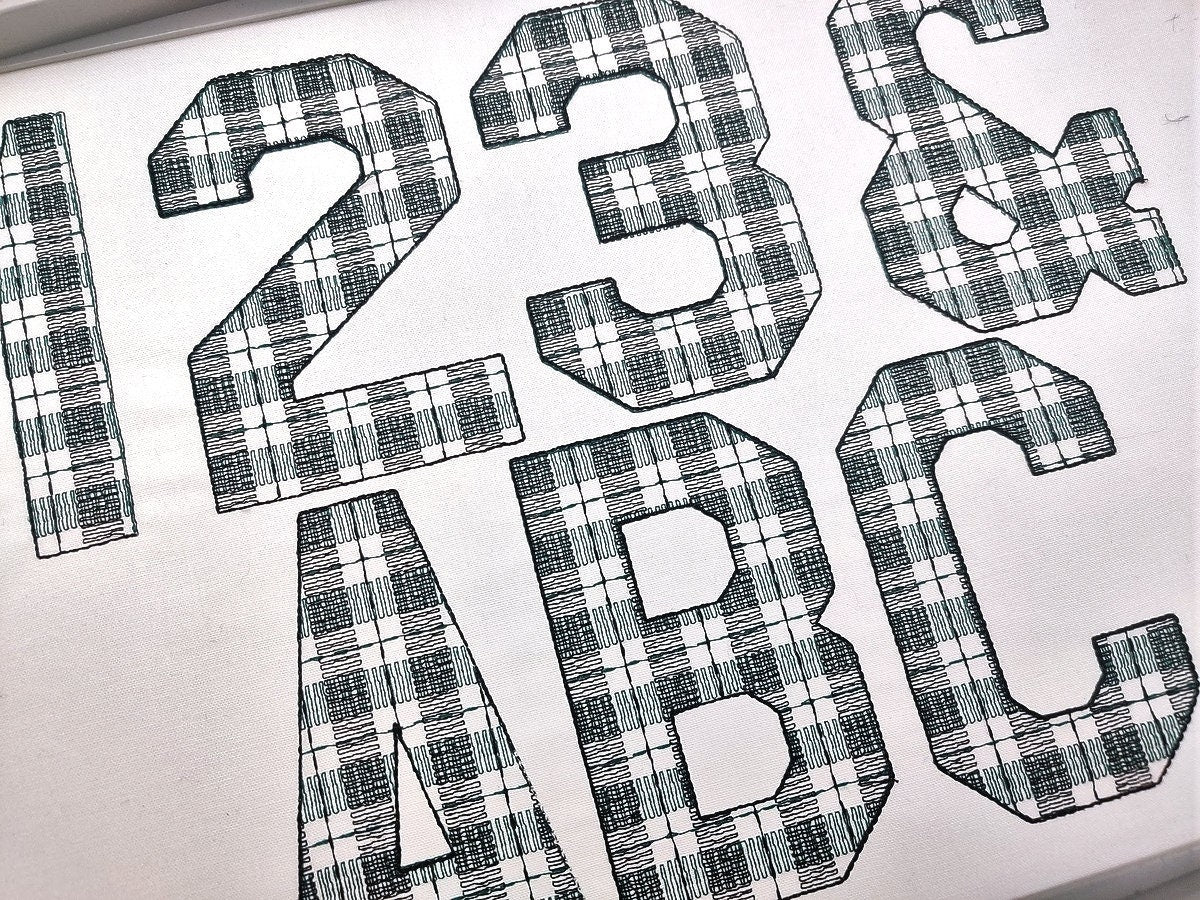 Classic Gingham Sport Font
