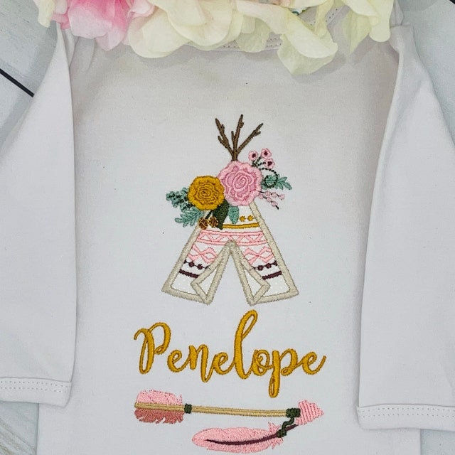 Rose Crown Tepee Teepee Tipi Applique