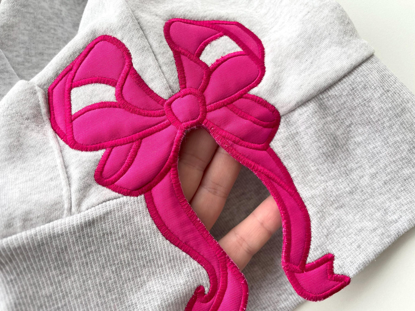 Curl Heirloom Bow Applique